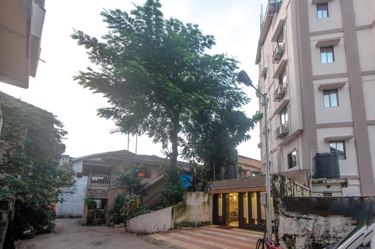 Oyo 9748 Hotel Girgaon Palace Mumbai Exterior photo