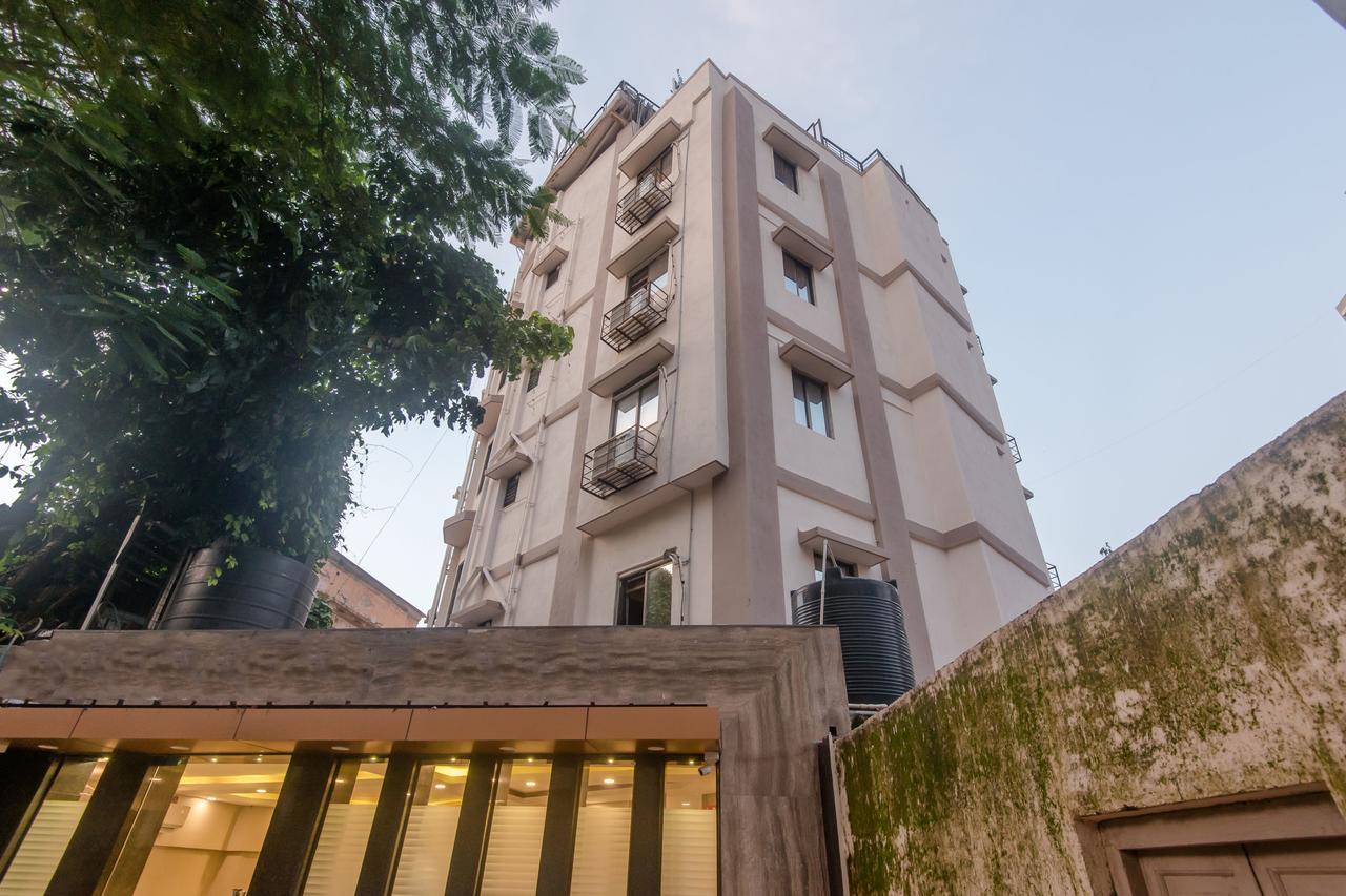 Oyo 9748 Hotel Girgaon Palace Mumbai Exterior photo
